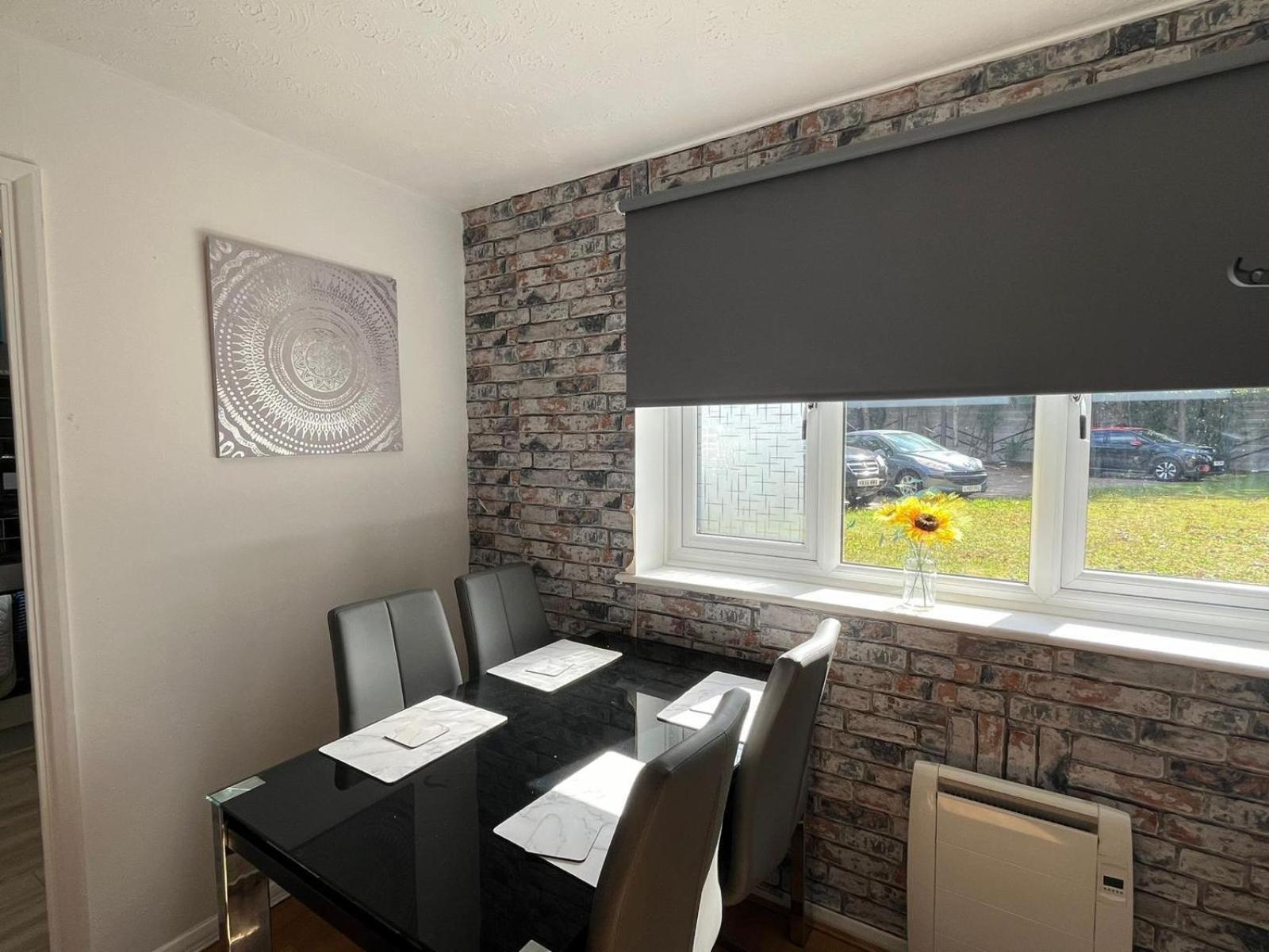 Stunning 1 Bedroom Apartment In Dagenham Ngoại thất bức ảnh